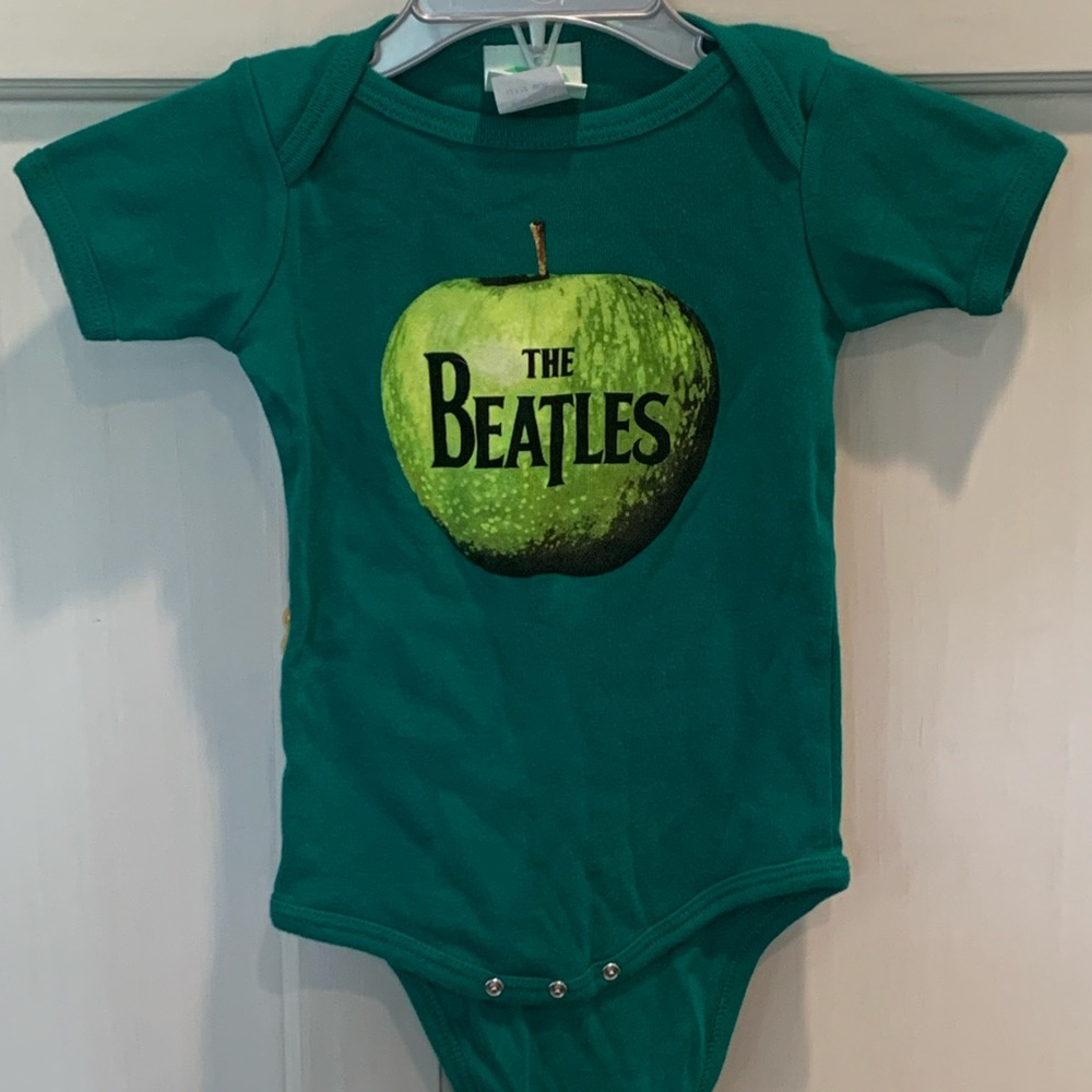 The Beatles Apple logo onesie size 12-18 months